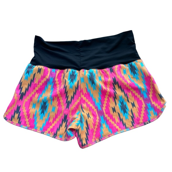 CRAZY TRAIN “Bold Board Shorts” Aztec print pink and gold Size Large NWT - Picture 2 of 7